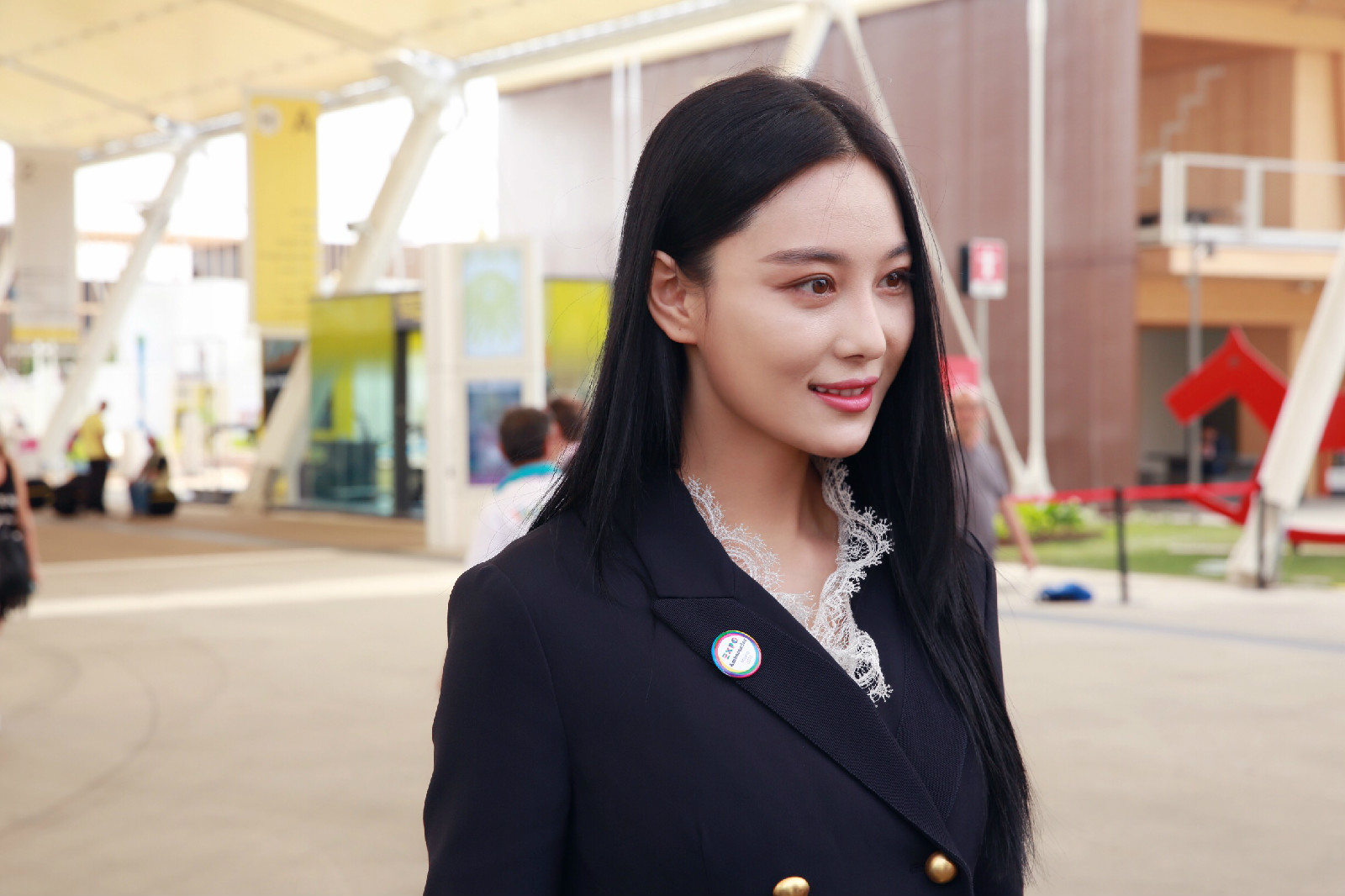  p>张馨予,原名张燕,1987年3月28日出生于江苏省苏州市昆山市,中国