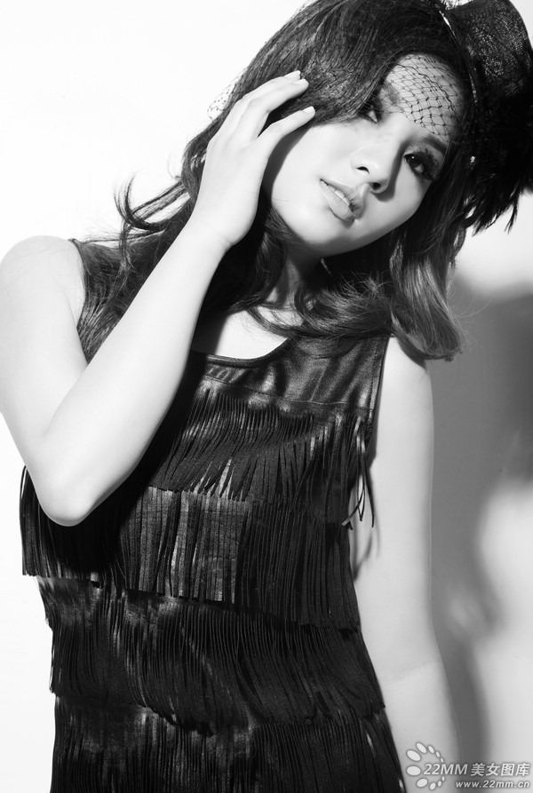  p>史林子,1987年04月19日出生,贵州贵阳人,中国娱乐主播,演员.