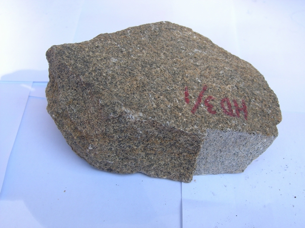  p>花岗闪长岩(granodiorite)是一种 a href="#" data-lemmaid="