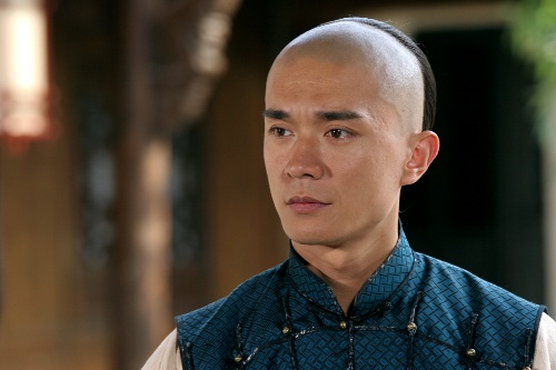  p>张明健,中国男演员,1972年5月25日出生于山东烟台,1996年毕业于 a