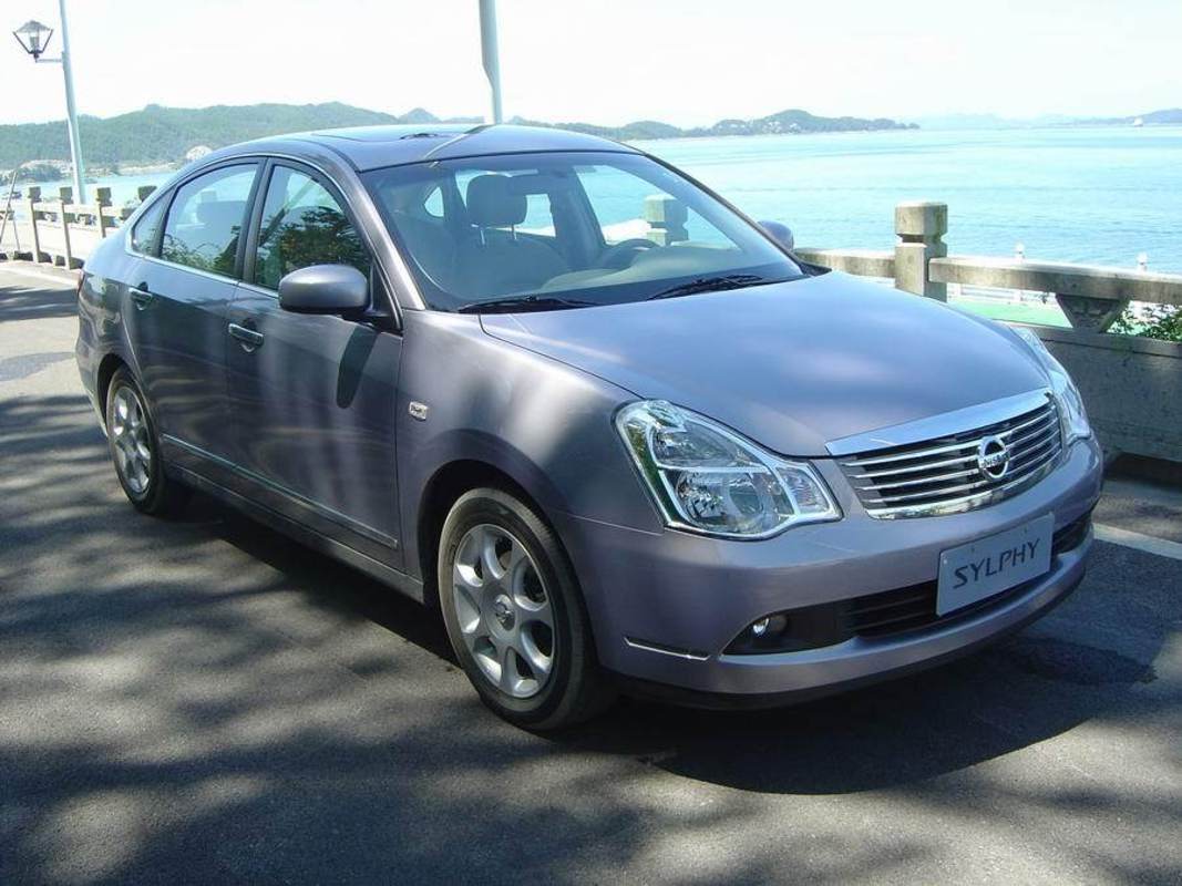  p>轩逸是日产全球同步推出的一款全新战略车型,采用创新设计搭载先进