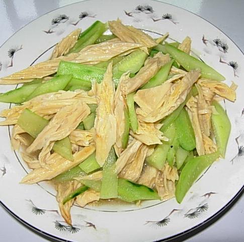 腐竹烧丝瓜