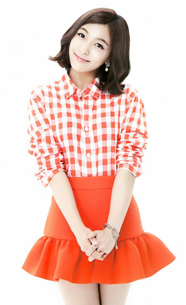  p>朴善怜(luna),1993年8月12日出生于韩国首尔.