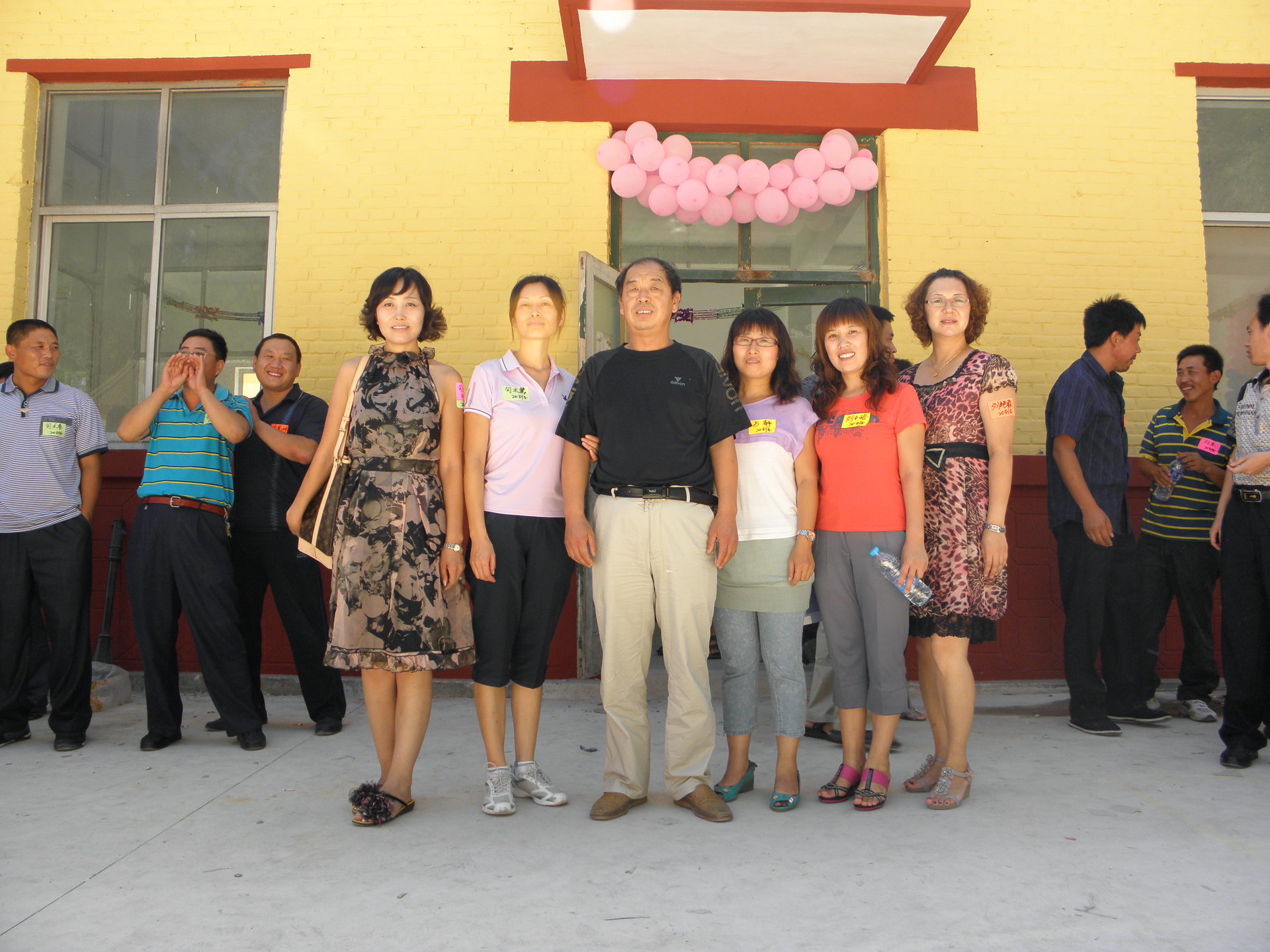  p>涞水县林清寺中学,1925年建校,历史上曾经叫过红卫高小,红卫中学