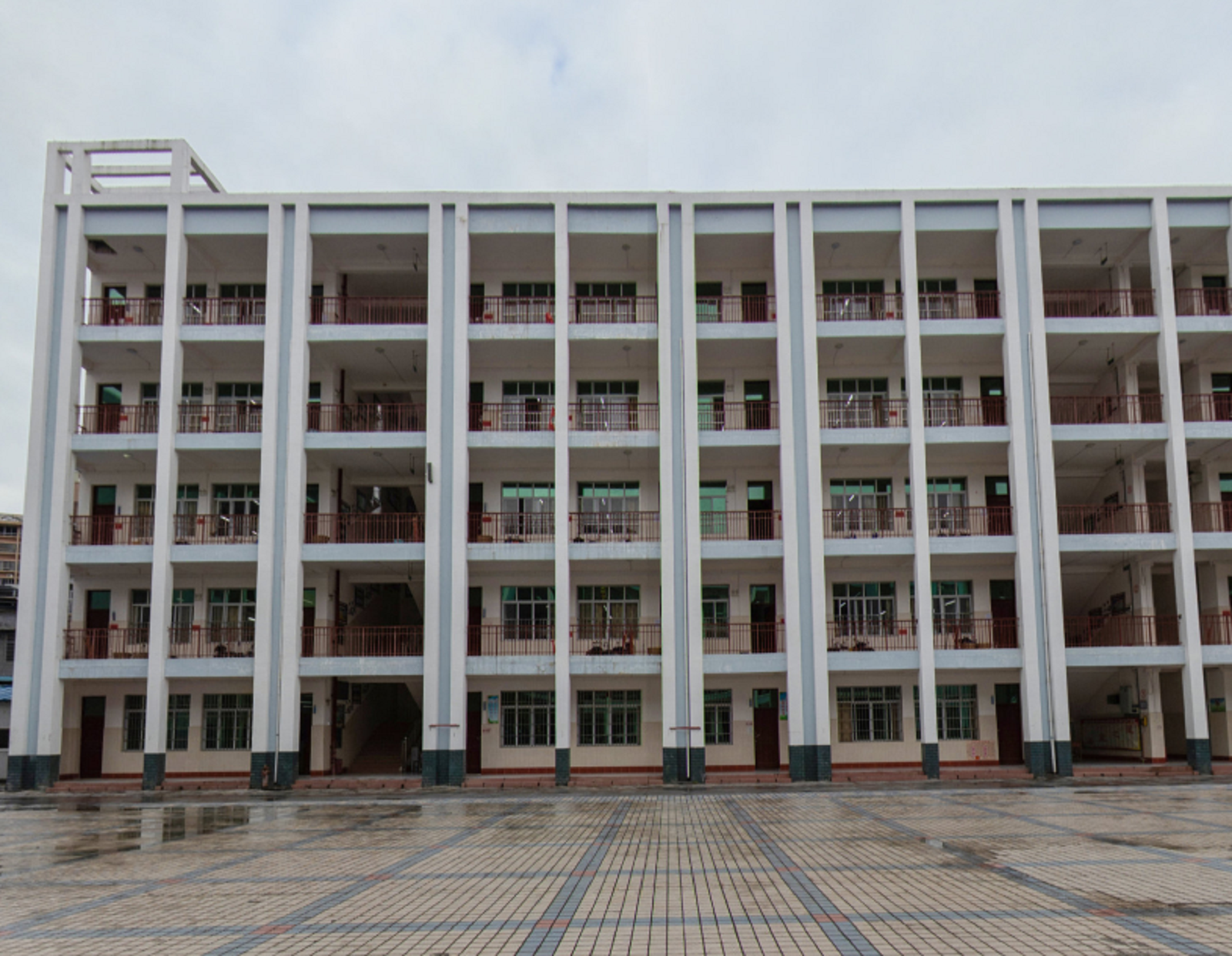 忻城县高级中学