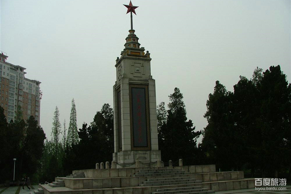  p>皖西烈士陵园位于 a target="_blank" href="/item/六安市">六安市