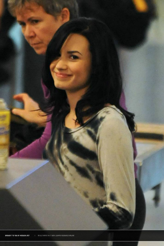  p>黛米·洛瓦托(demi lovato),1992年8月20日出生于美国新墨西哥州