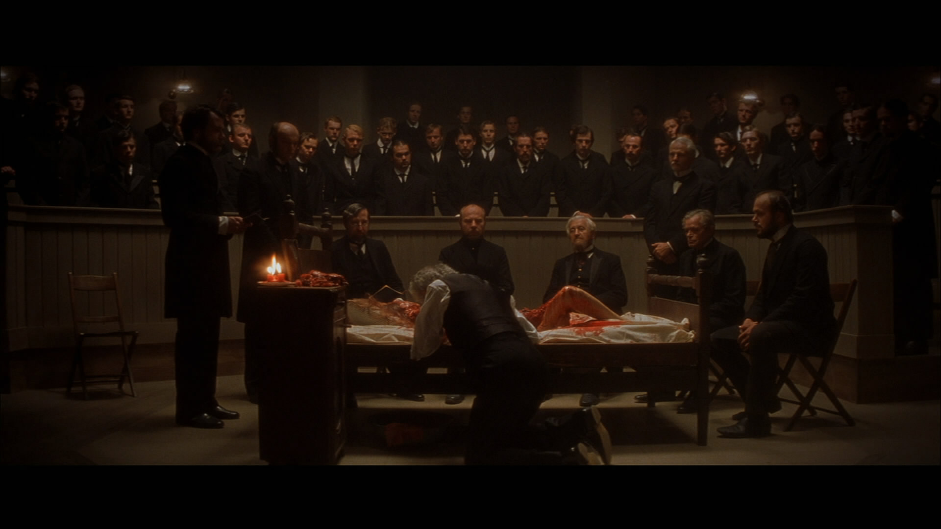 来自地狱fromhell(2001)