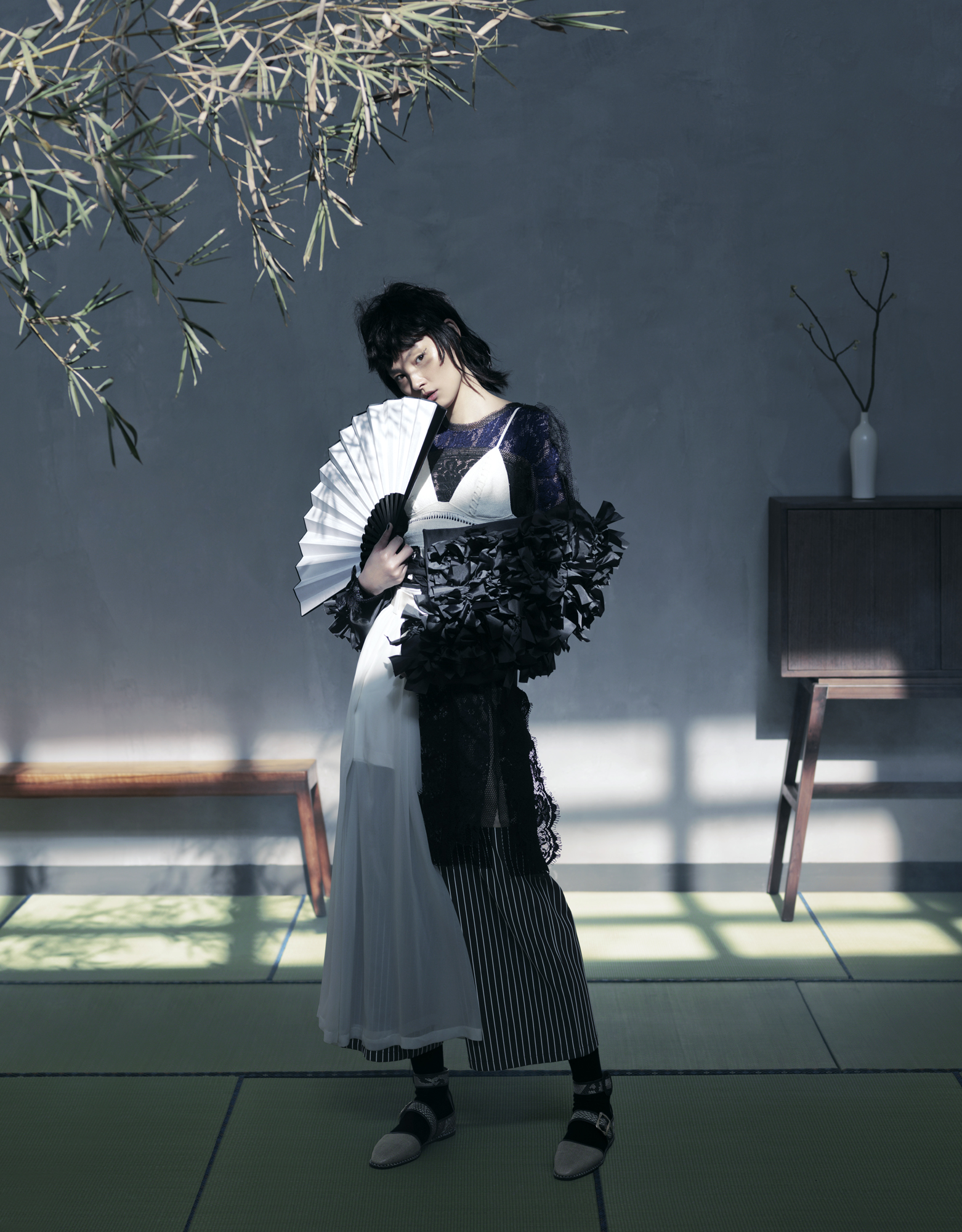 data-lemmaid="11968">80后 /a>,中国著名时尚摄影师