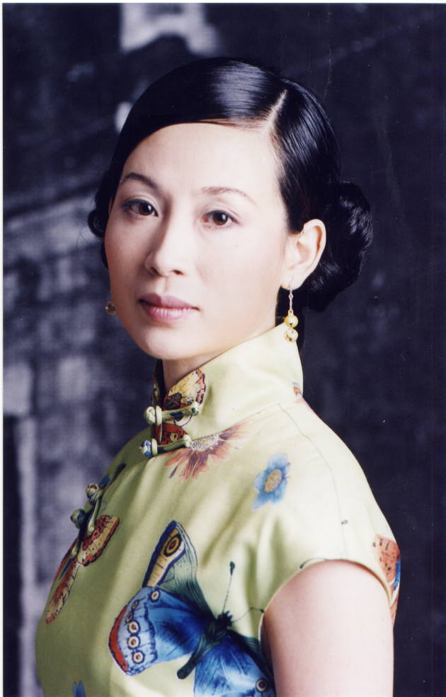  p>钱洁(原名钱琳储),出生于河北保定,毕业于河北大学,中国内地女演员