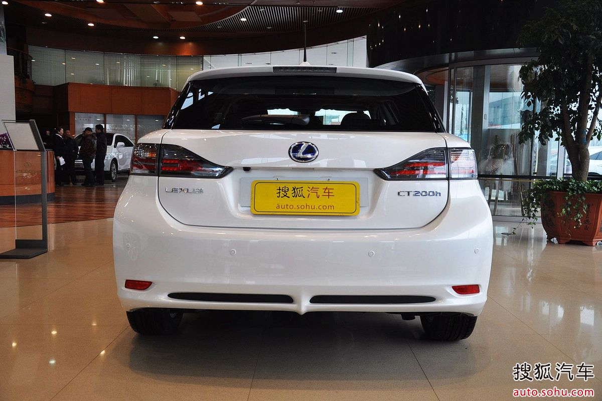 雷克萨斯200h