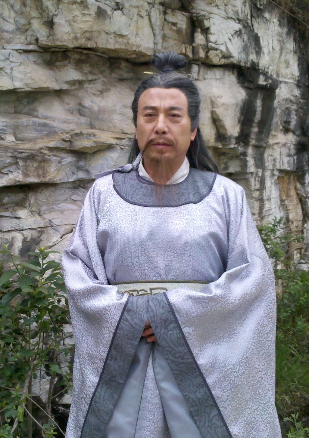 杨敏虹