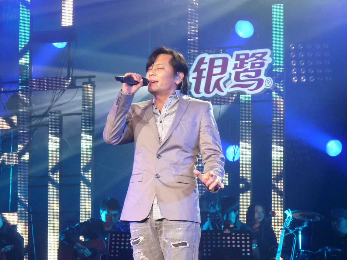 歌声传奇