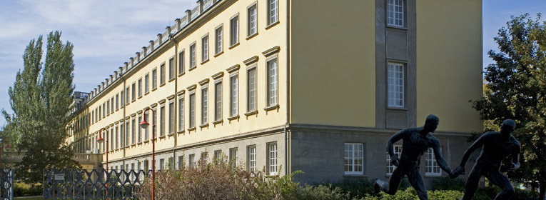  p>莱比锡商学院(英文leipzig graduate school of management, 德语