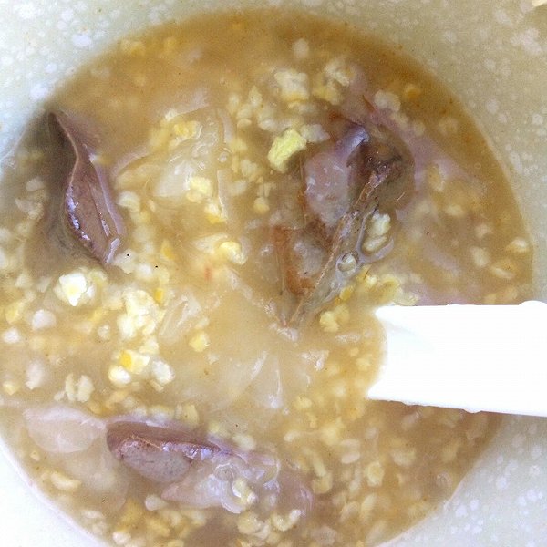 鸡肝粗粮粥