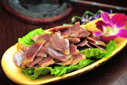 闭着眼也能做出十足味道的------盐水鸭胗