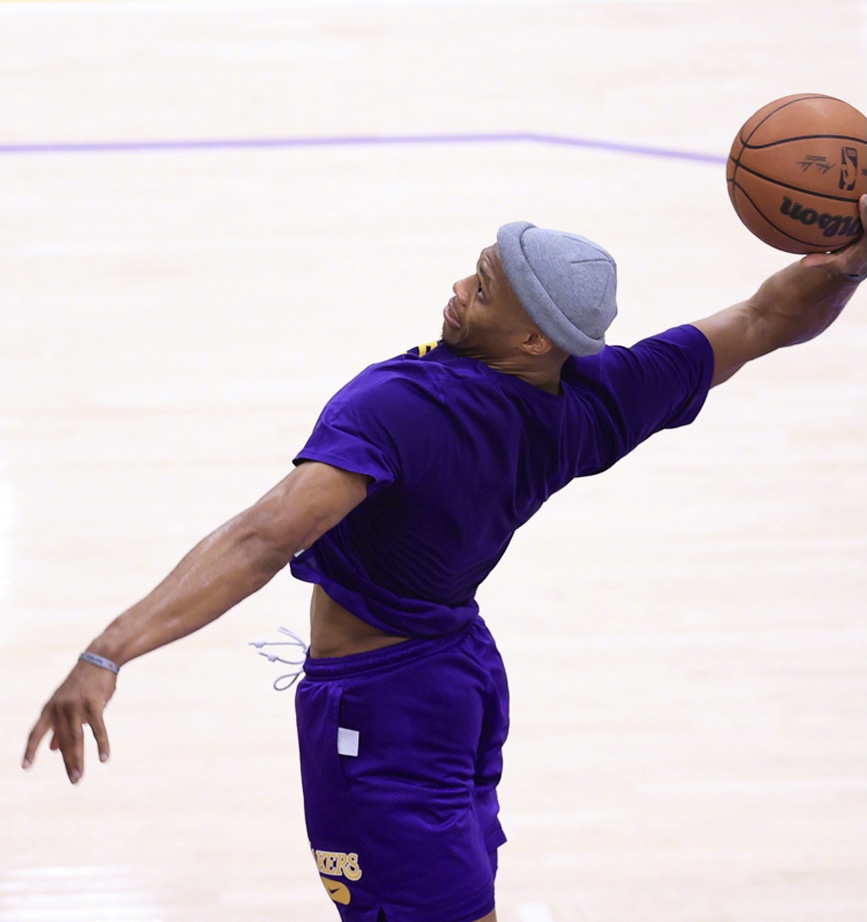  p>拉塞尔·威斯布鲁克(russell westbrook),1988年11月12日出生于 a