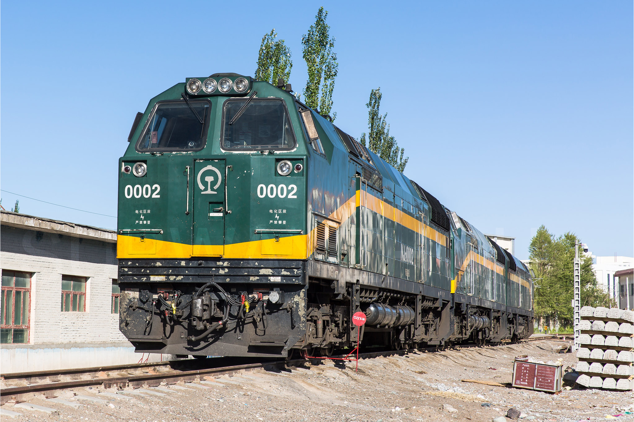  p> b>nj2型柴油机车 /b>是 a target="_blank" href="/item/中国铁路