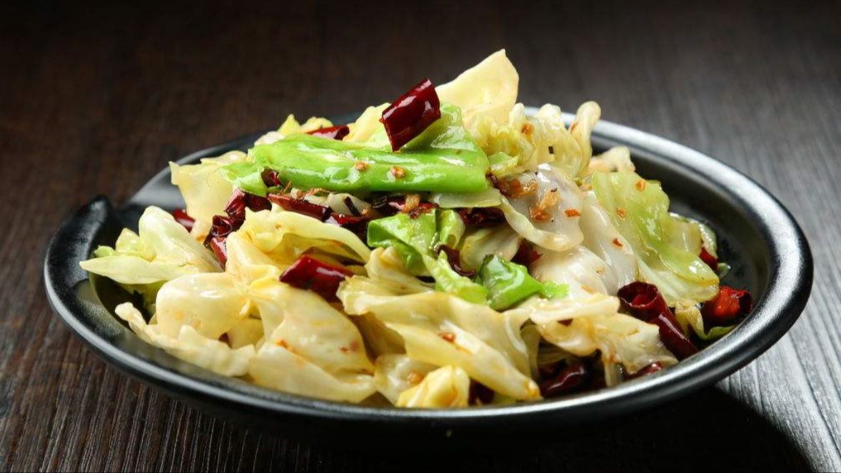  p>爆炒尖椒大头菜是一款菜品,制作原料主要有尖椒,大头菜等. /p>