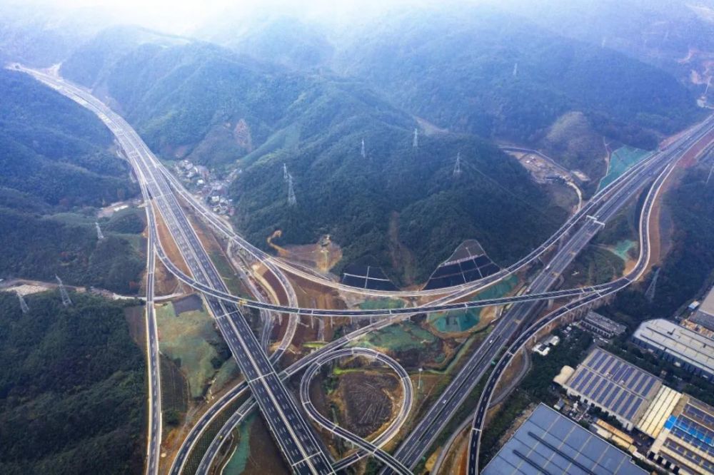  p>杭州第二绕城高速公路,即杭州二绕,也就是 a target="_blank" href