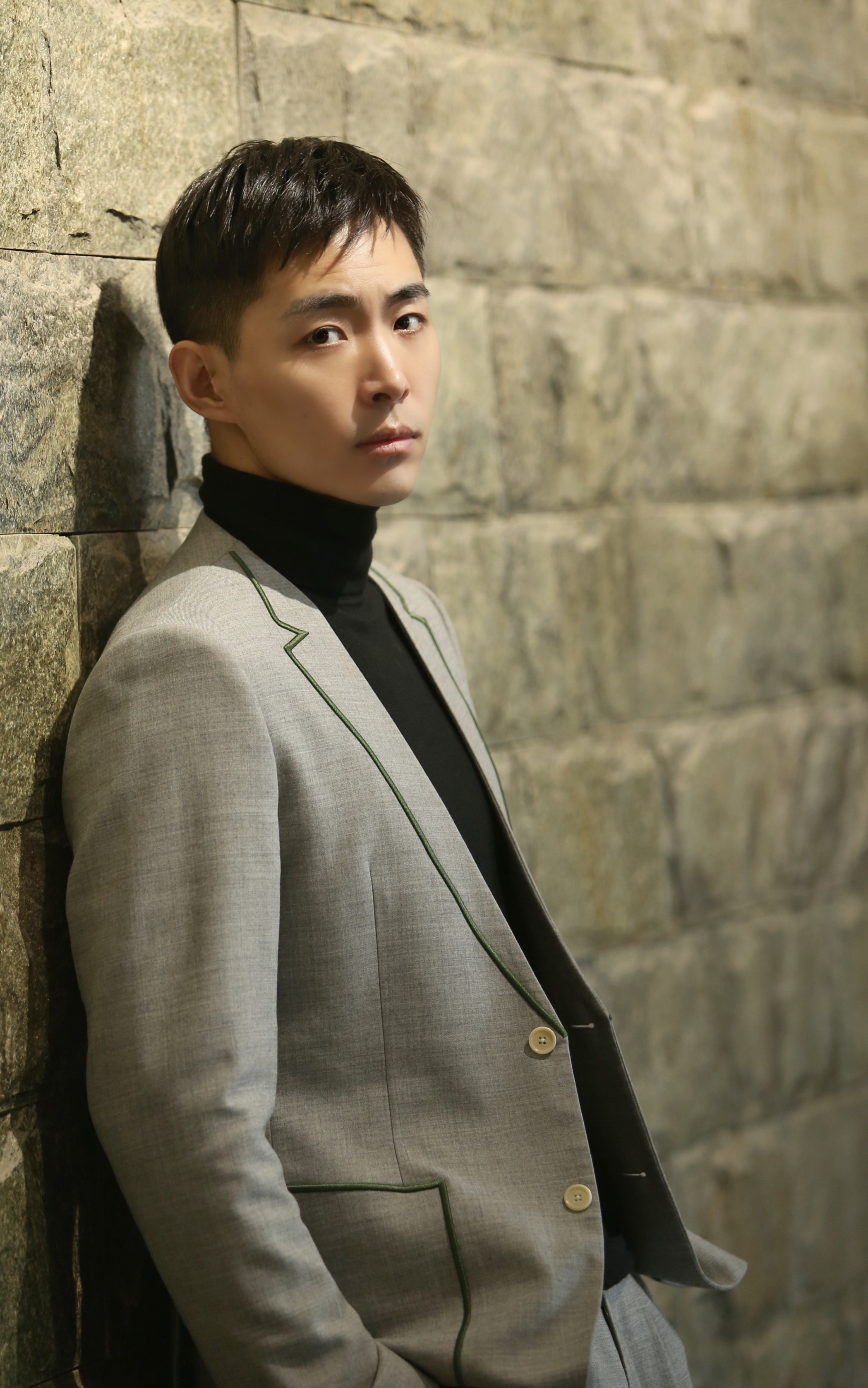  p data-id="gncp6wrjrh">白那日苏,1988年9月30日出生于内蒙古 a