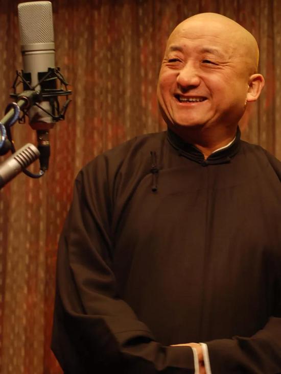  p data-id="gnvg09ua08">马树春:(1954— )天津人,回族.