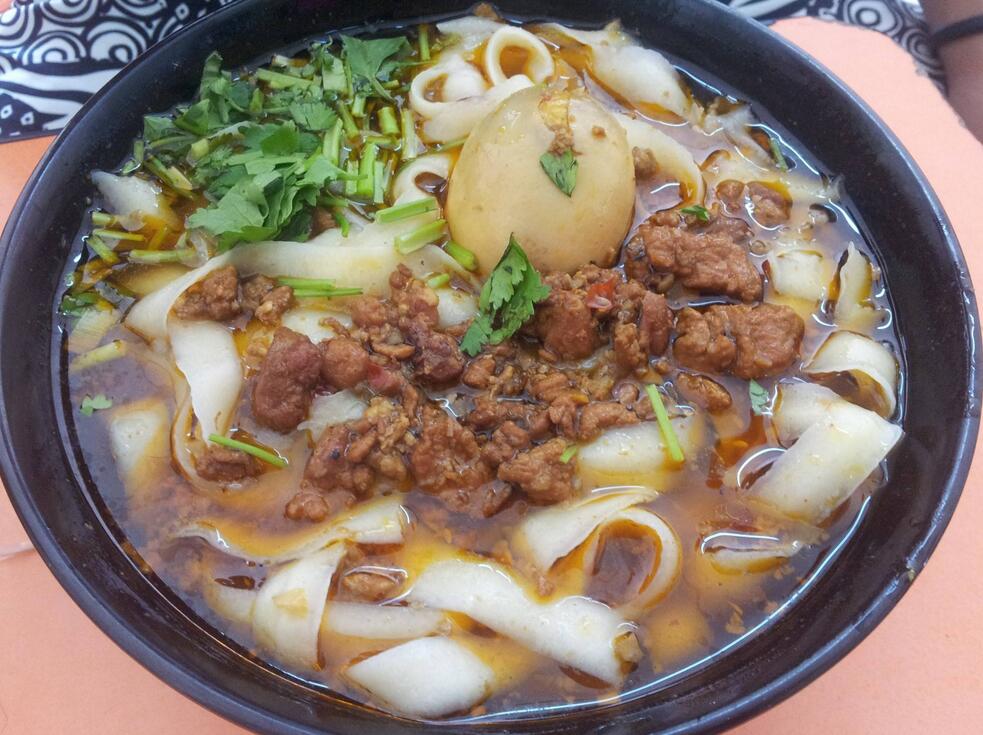  p>刀削面(外文名: b>daoxiao noodles /b>),别称"驸马面",是 a