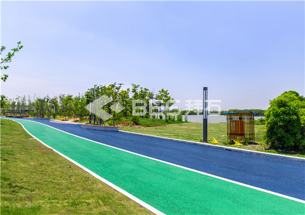 公司是彩色 a target="_blank" href="/item/生态透水混凝土/3398524"