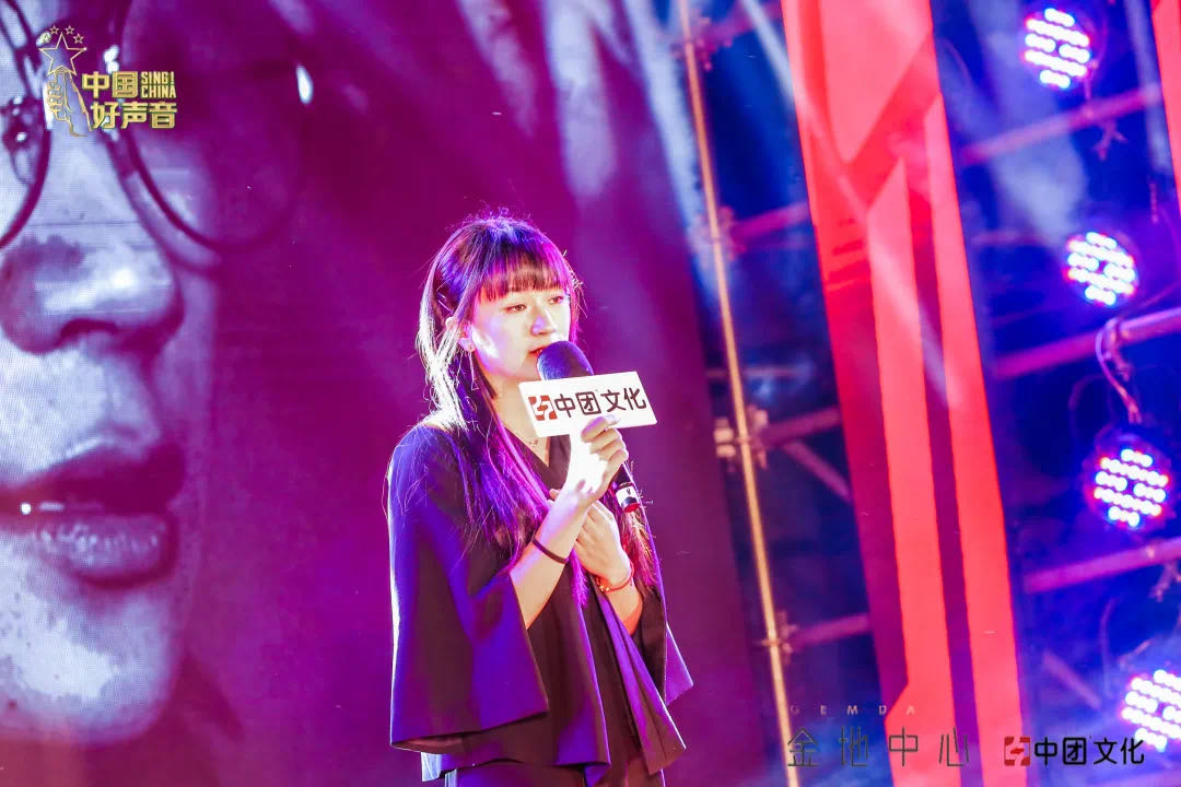  p>王小芳,女,中国内地女 a target="_blank" href="/item/歌手/16693