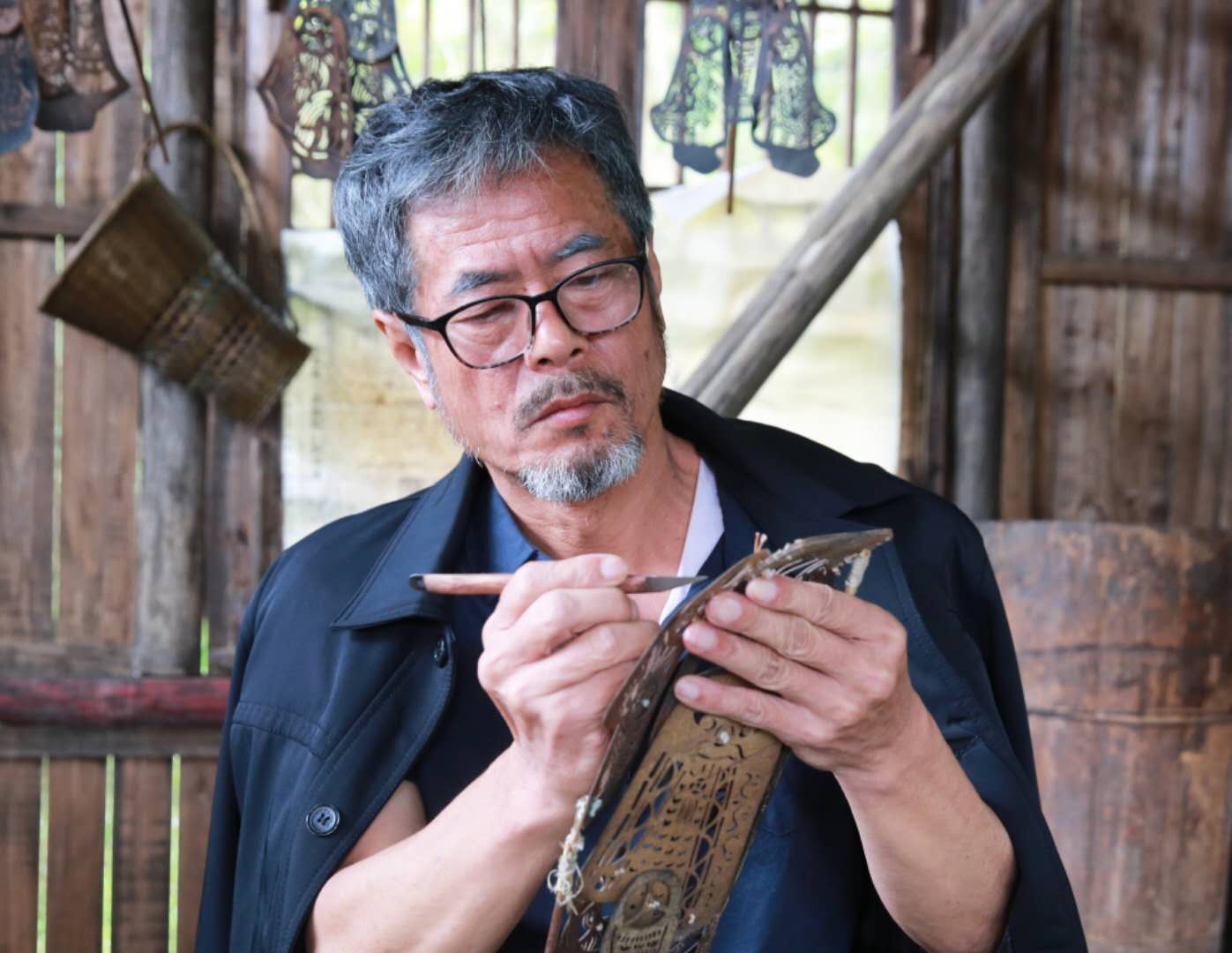  p data-id="gnvh1l23t2">李宝安,中国内地影视演员, a target="