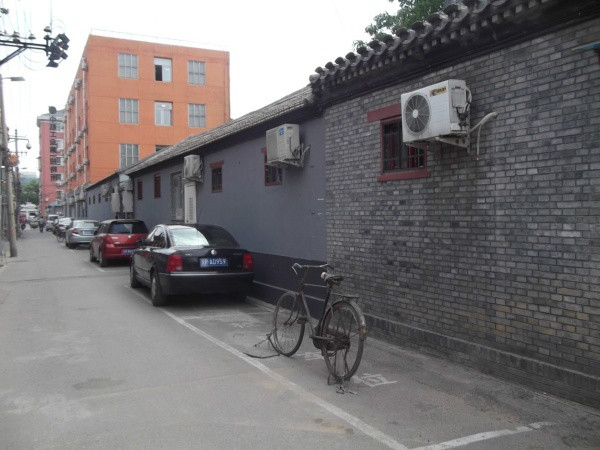 报房胡同在明朝时称为豹房胡同. /p>