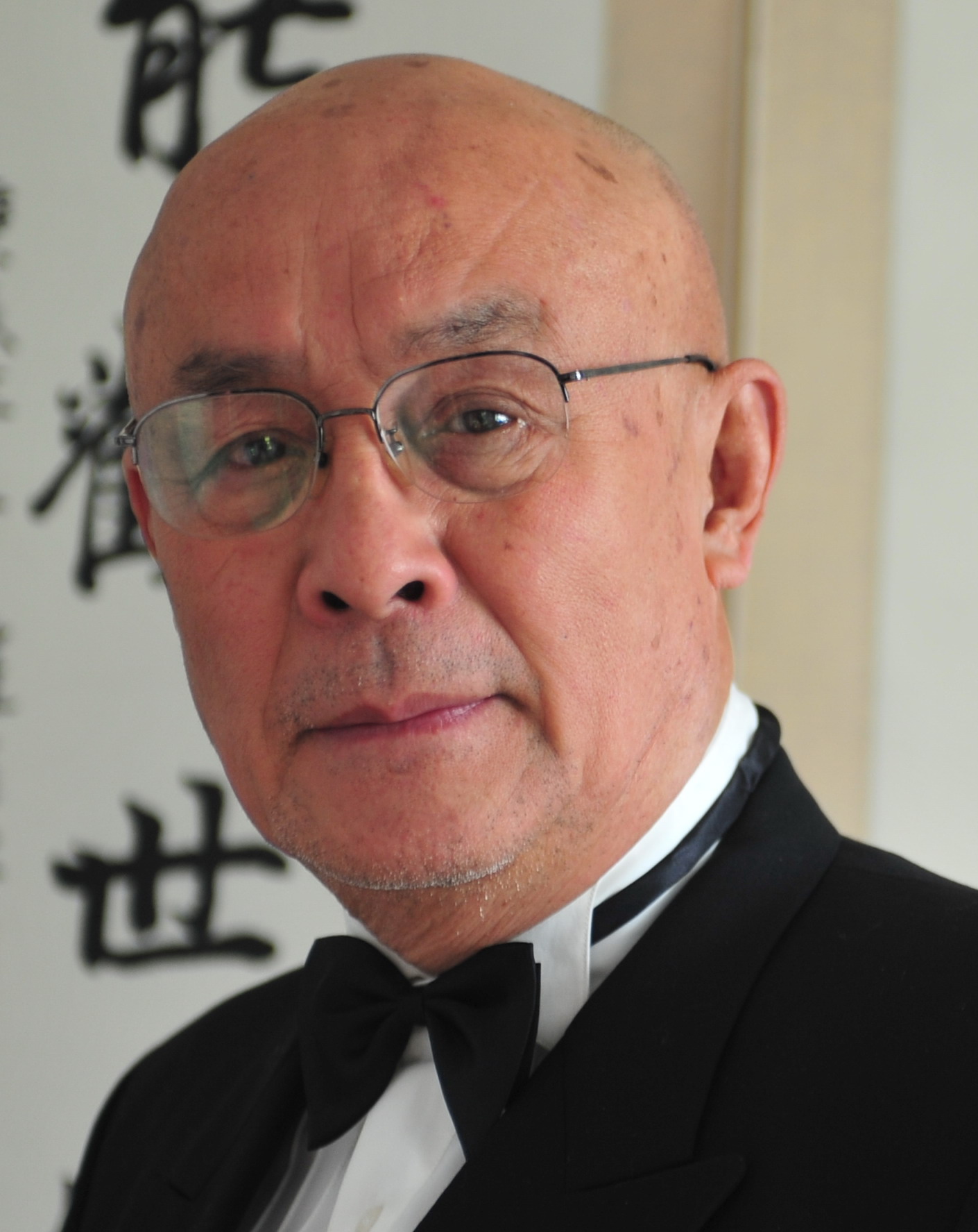  p>许还山,1937年7月13日出生于江西省景德镇市乐平市,毕业于 a