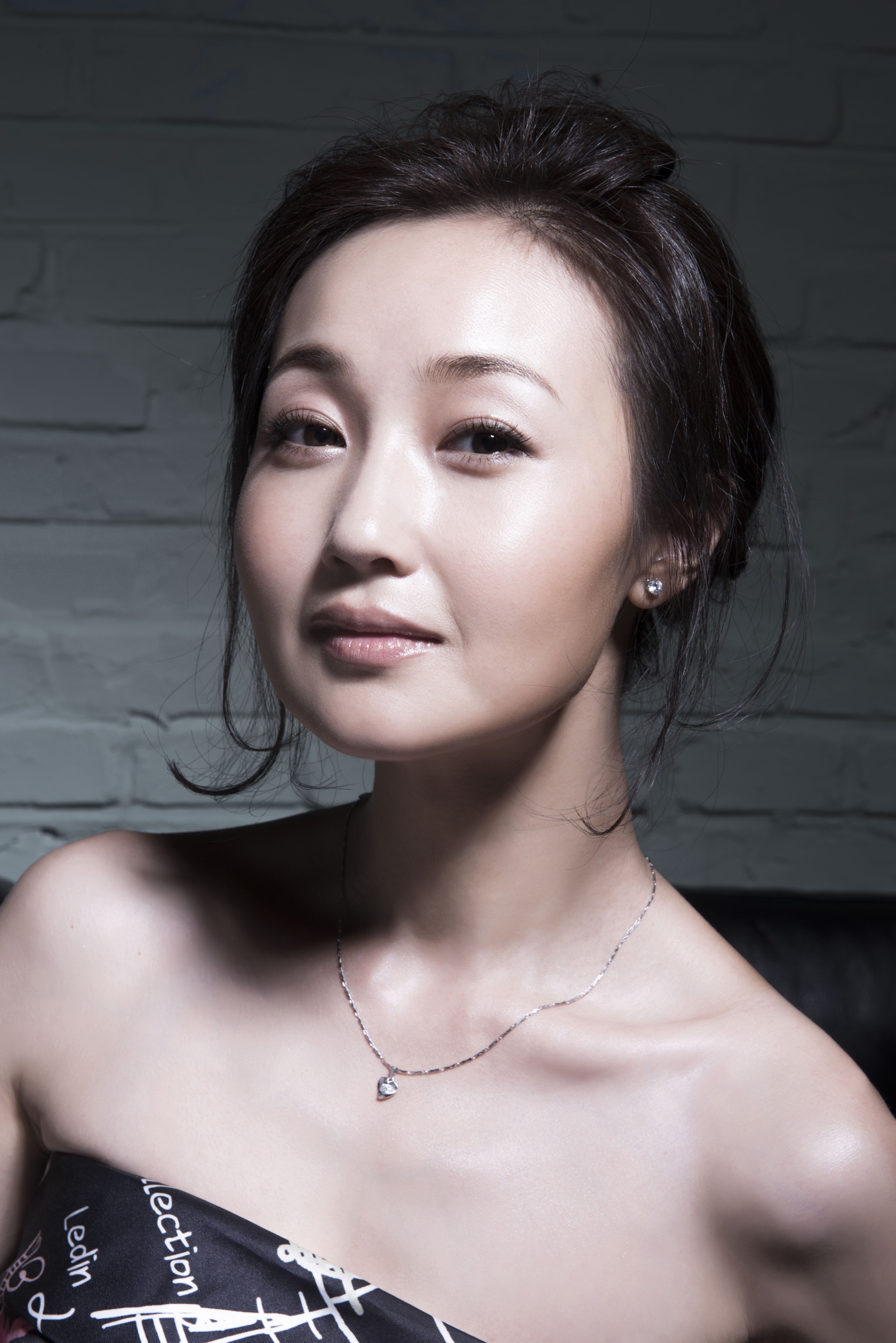  p>尹馨梓,1985年8月26日出生于天津市,毕业于 a target="_blank"