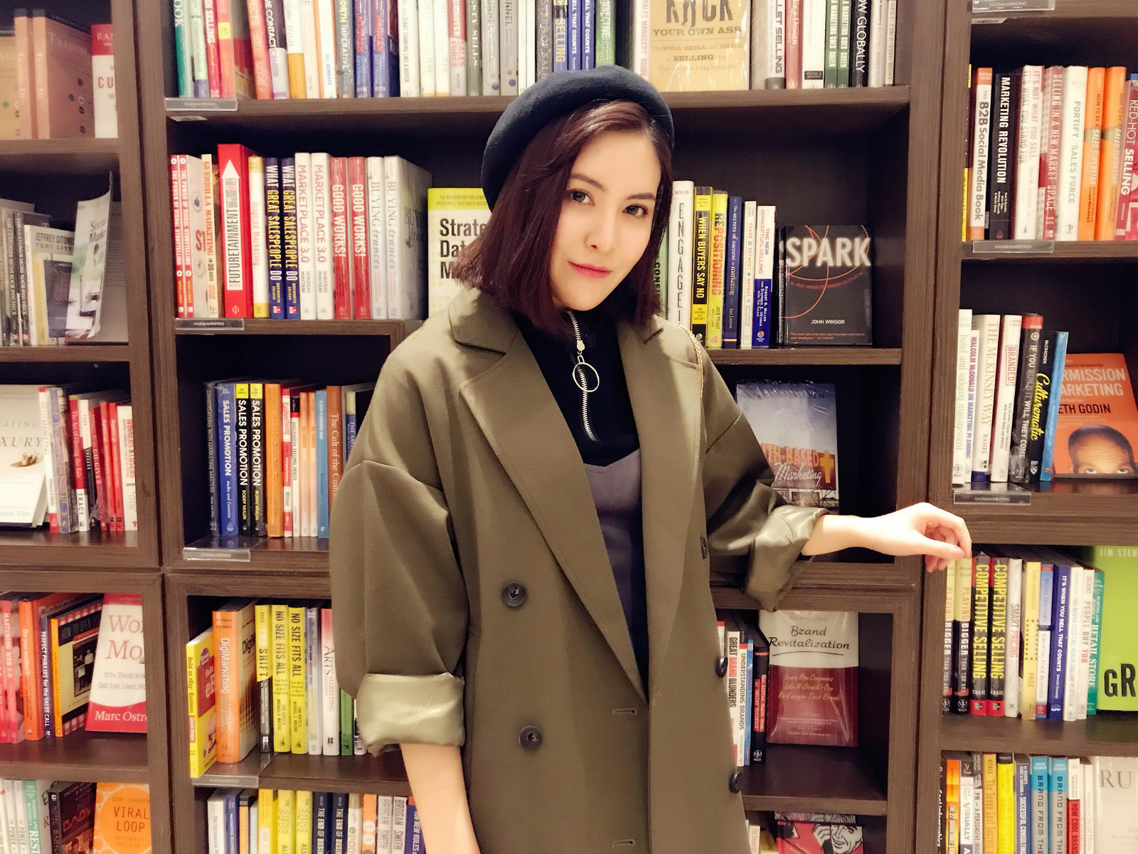 演员包括:张成龙,张鹏,大九,钟宛霖,谢欣贝,申凌宇等;编剧:宏峰,潘疼