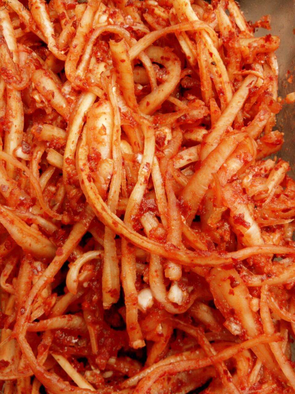 桔梗辣拌火腿肠