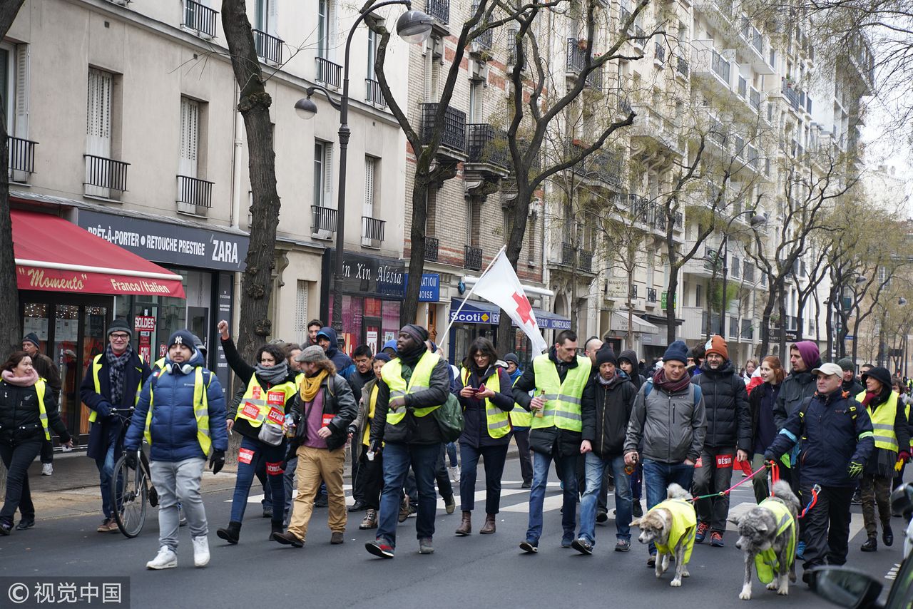 巴黎"黄马甲"运动