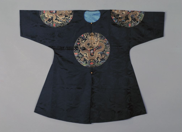 清石青四团云龙妆花缎袷衮服