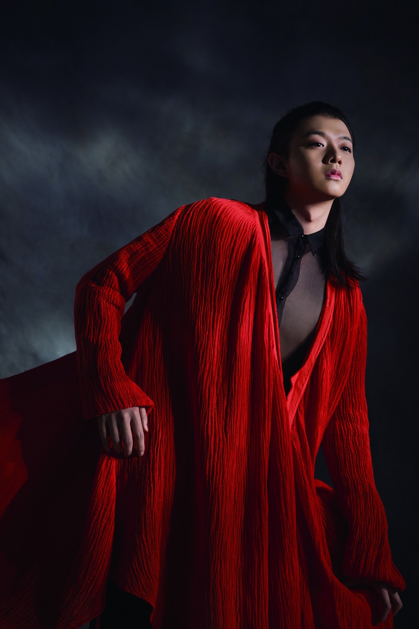  p>霍尊,1990年9月18日出生于上海,中国内地男歌手,音乐人,毕业于 a