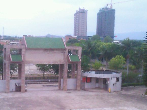 世铿中学慈云世铿学校