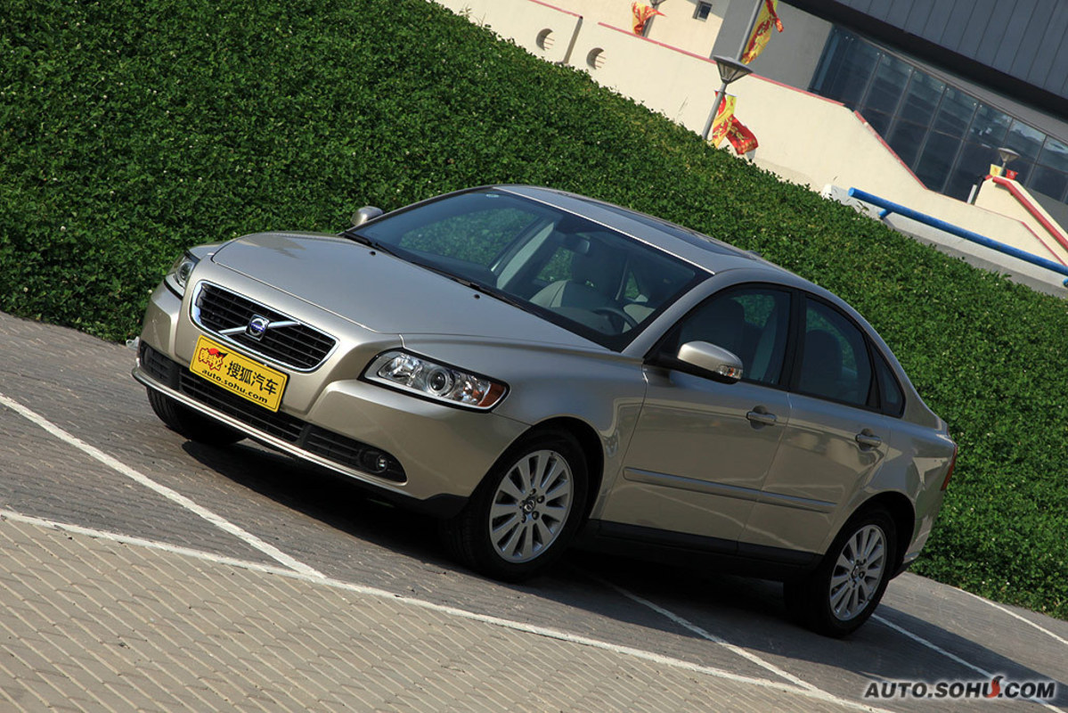 沃尔沃s40