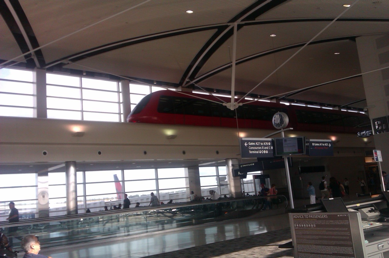 底特律都会韦恩县机场