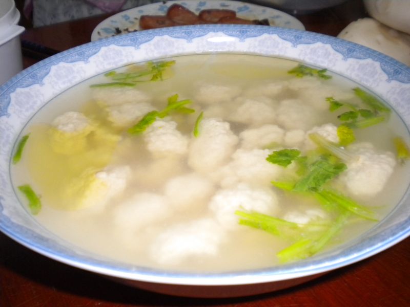  p data-id="swuge52du5mc">我的最爱清汤鸡丸子是以鸡胸脯为主料