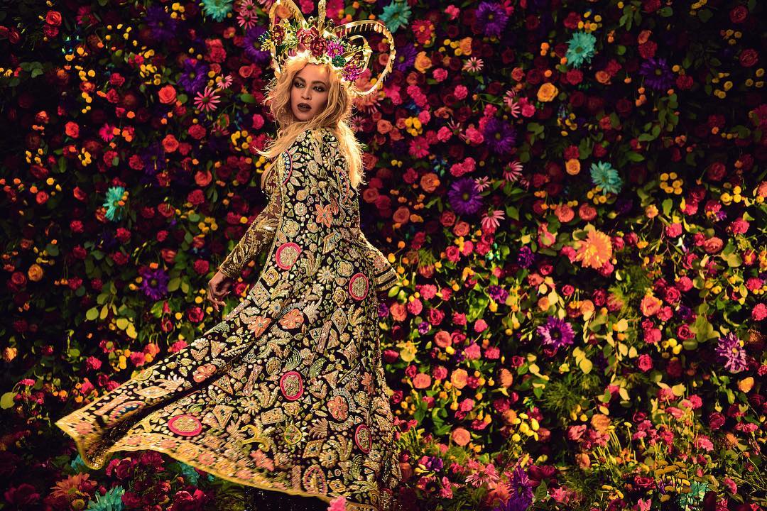 乐队 /a>和美国歌手 a target="_blank" href="/item/碧昂丝·吉赛尔