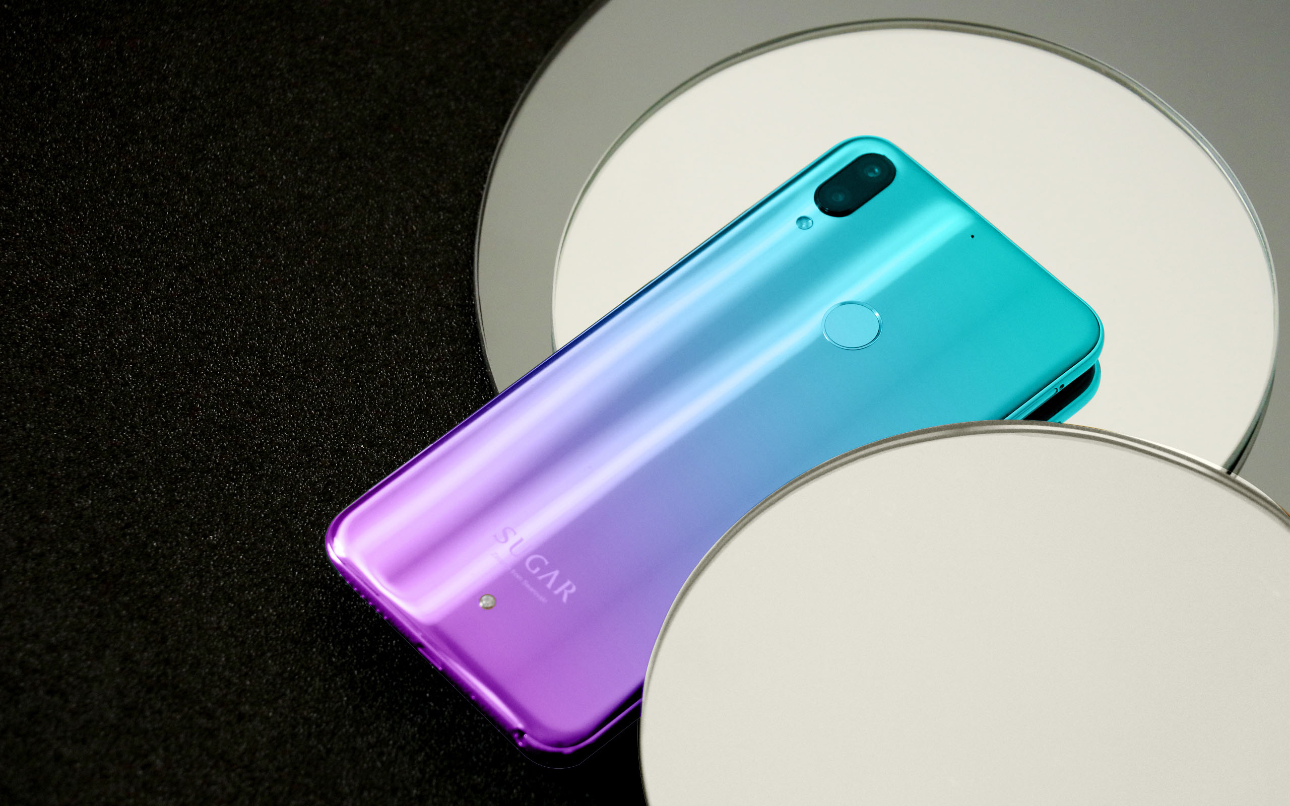  p>sugar糖果手机于2013年创立, 致力融合现代时尚与 a target="