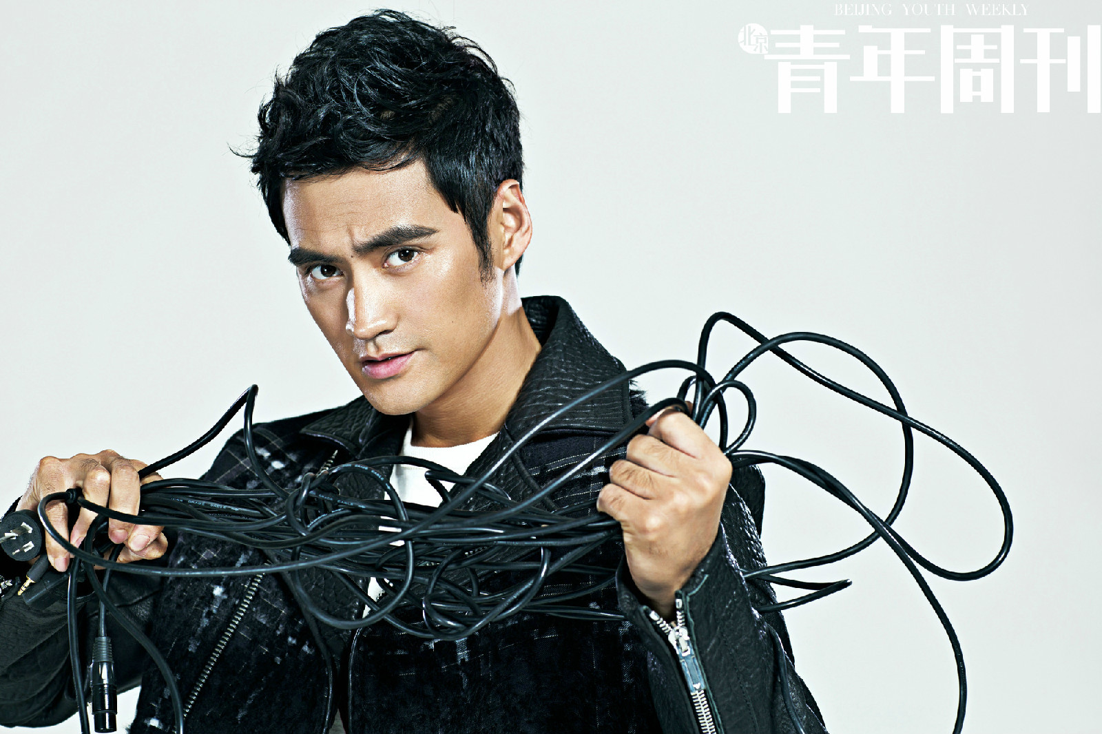  p>袁弘,1982年8月23日出生于湖北省武汉市,中国内地影视男演员,毕业