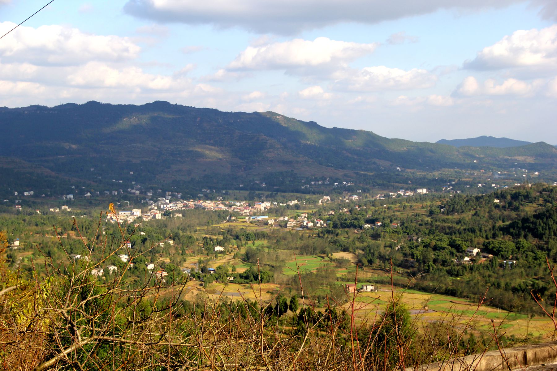 ">蓬安县 /a>东南部,东与 a target="_blank" href="/item/福德镇