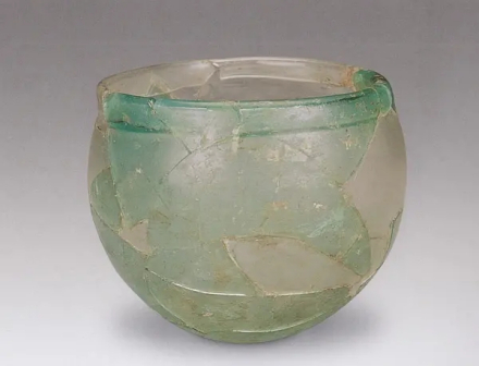 冯素弗墓出土玻璃钵