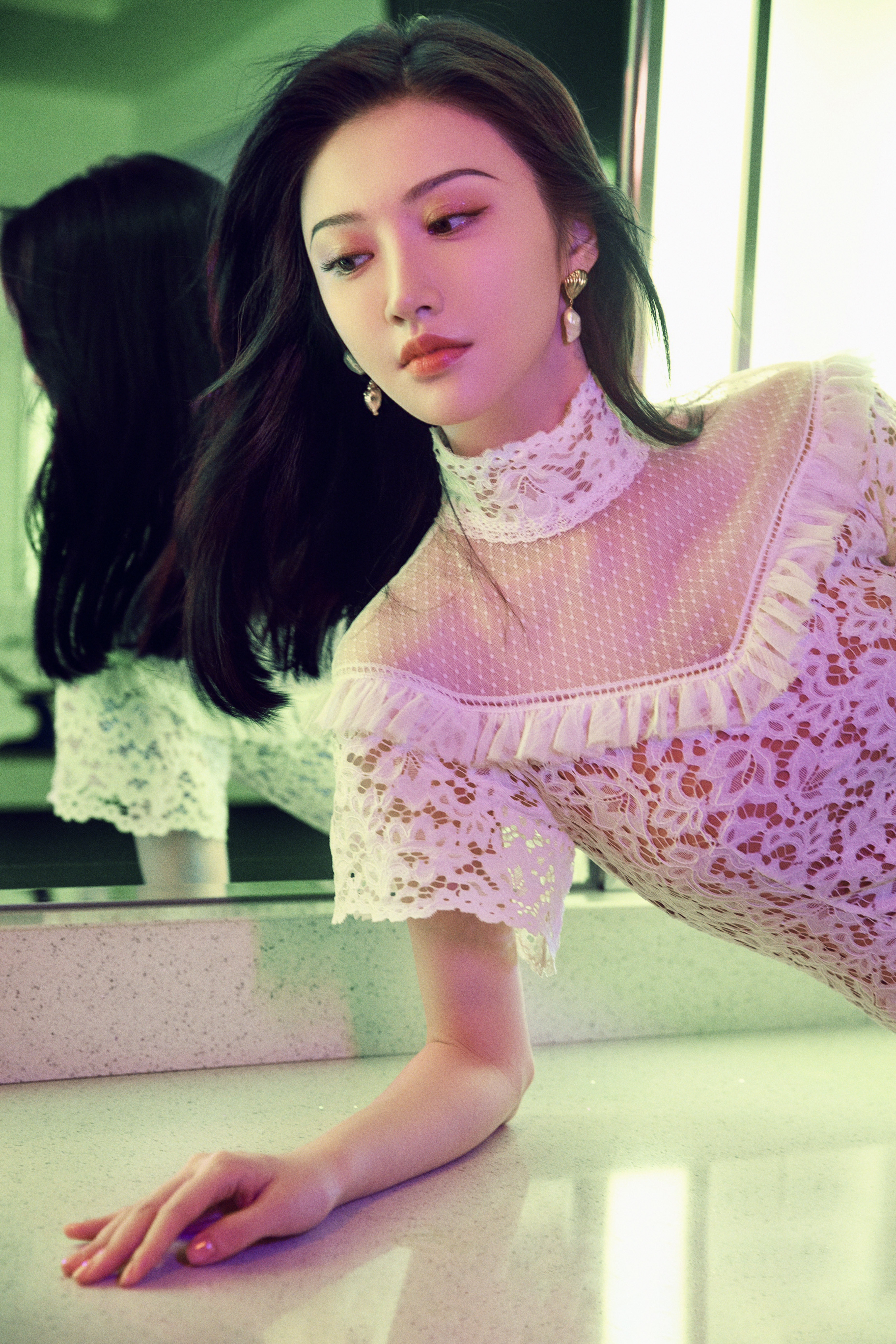 p>景甜(jing tian),1988年7月21日出生于陕西省西安市,华语影视女演员