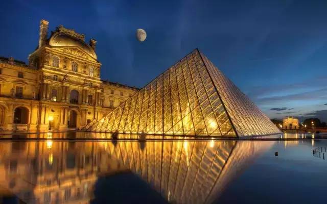  p>卢浮宫(法语:musée du louvre).