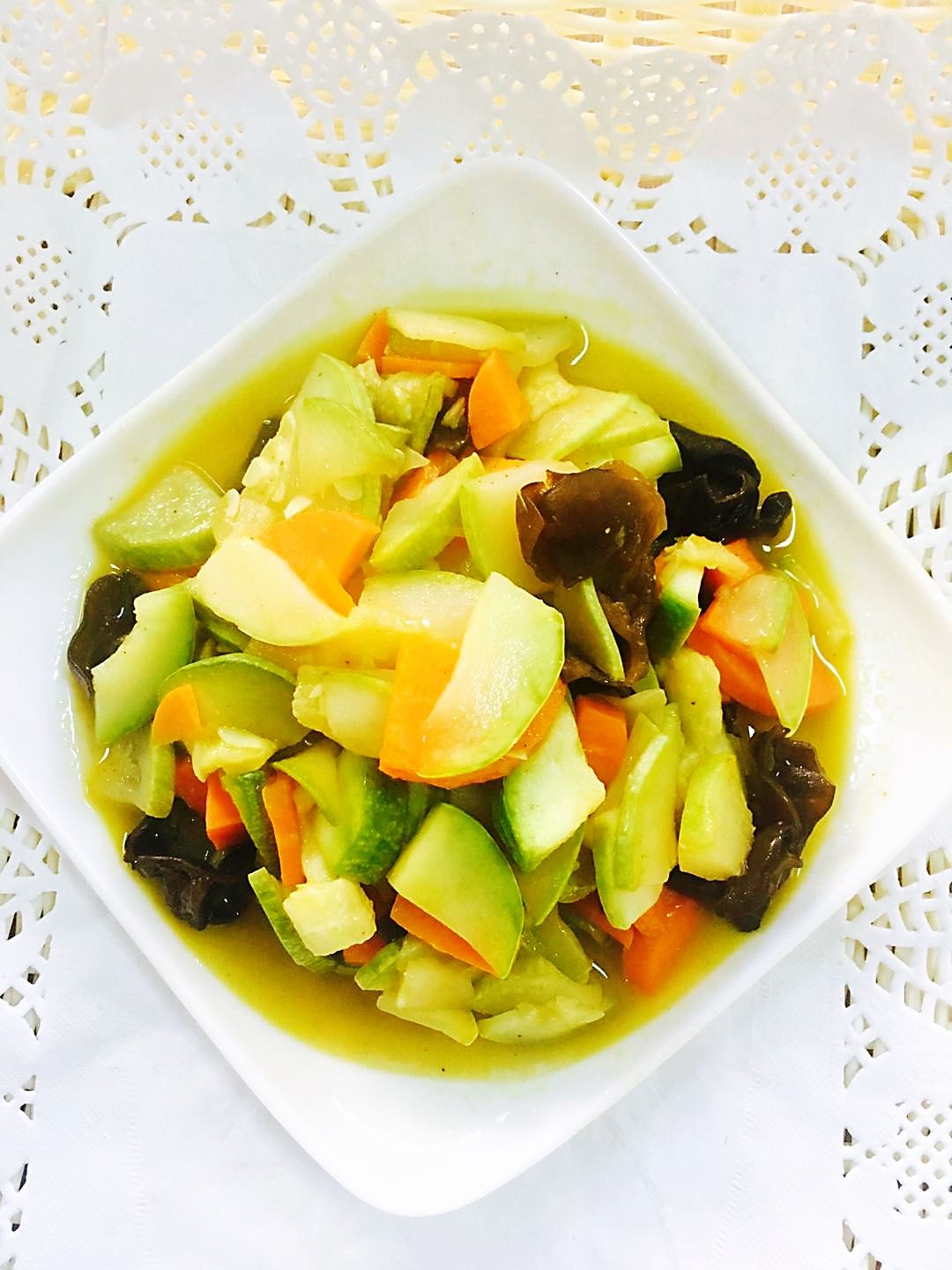 醋溜西葫芦肉片儿